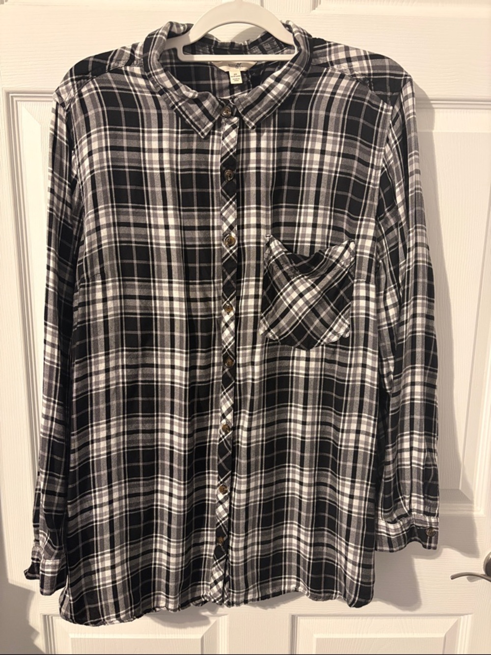 Terra & Sky Black and White Plaid Button-Down Shirt